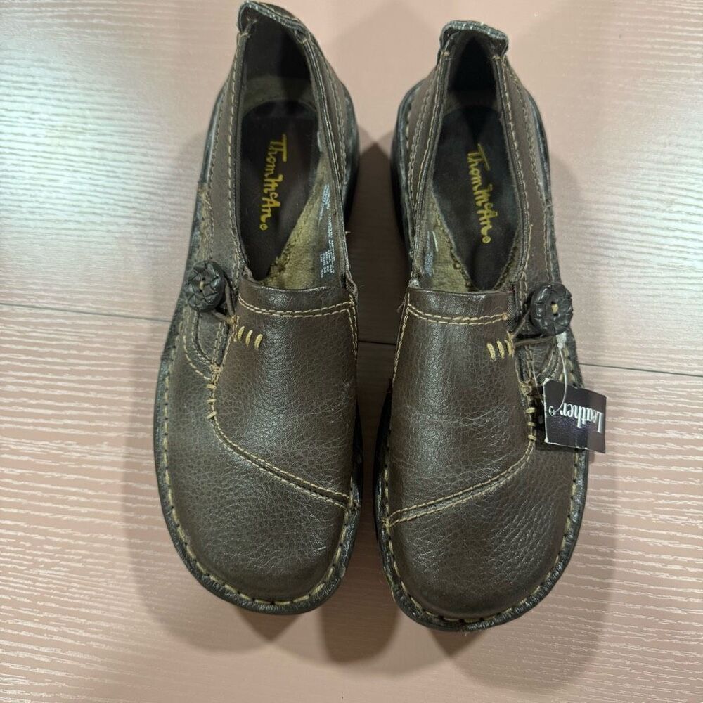 NEW Thom McAn Brown Leather Loafers Women's Size 5